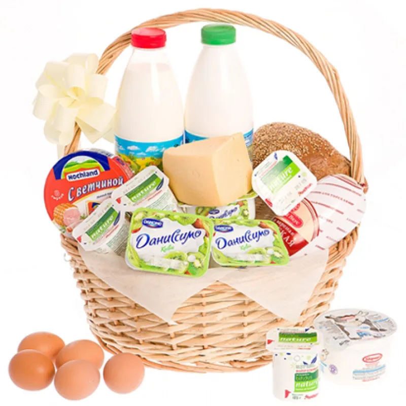 Корзинка свежих продуктов с хлебом и молоком, доставка Макарьев